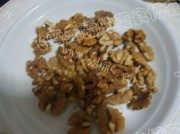 绿色食物琥珀核桃仁做法图解1)