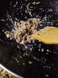 美味杂豆南瓜盅做法图解6)
