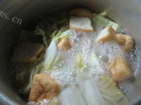 好吃的油豆腐白菜肉骨汤做法图解6)
