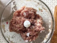 香菇猪肉馄饨做法图解2)