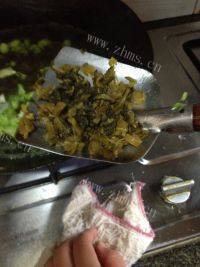 家常雪菜豆瓣汤做法图解5)