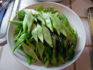 家常菜蚝油炒豆角做法图解2)