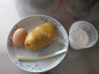 自制土豆丝蛋饼做法图解1)