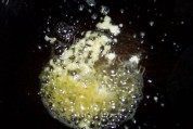 家常：海鲜 培根 焗贝壳面做法图解8)