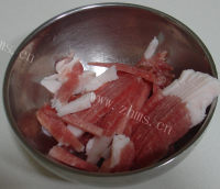 美味营养的肉丝炒油菜做法图解2)