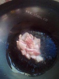 家常菜辣椒小炒肉做法图解4)