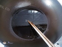 自制广式豆沙月饼做法图解2)