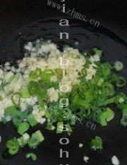 美味的椒盐炸豆腐做法图解5)