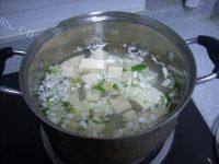 鲜美海蛎子豆腐汤做法图解3)