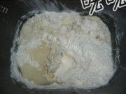 自己做的椒盐芝麻烧饼做法图解1)