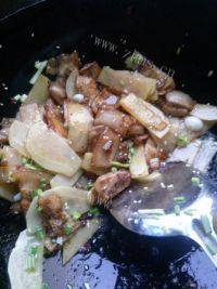 简单的土豆片炒肉做法图解8)