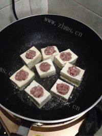 美味的客家酿豆腐做法图解5)