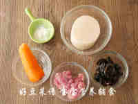 适合宝宝的清蒸萝卜肉卷做法图解1)