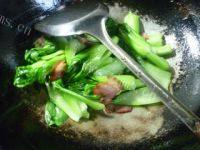 家常菜腊肉炒菜心做法图解3)