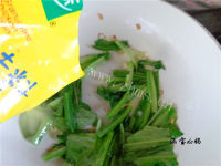 家常菜蒜香油麦菜做法图解7)