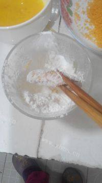 美味的原味炸鸡翅做法图解11)