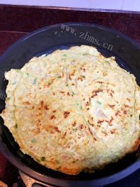 美味的香肉末煎蛋饼做法图解6)
