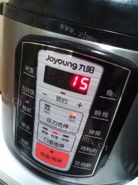 美味的小米栗子粥
