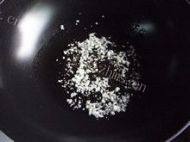 家常菜茄汁鸡米花做法图解10)