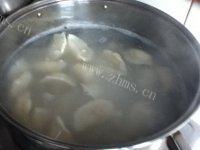 酸菜猪肉饺子自制做法图解17)