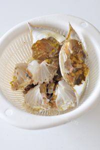 「DIY美食」避风塘炒蟹做法图解3)