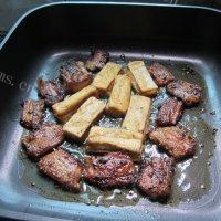 家常菜香煎五花肉做法图解8)