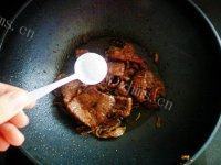 「家有大厨」孜然牛肉做法图解8)