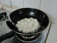 色味俱佳的烧豆腐做法图解4)