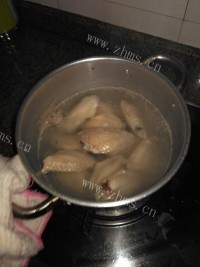 色泽鲜亮的可乐鸡翅做法图解1)