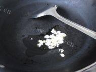 凉拌香椿芽做法图解4)