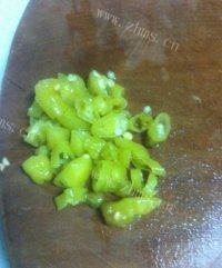 美味蒜苔炒牛肉做法图解3)