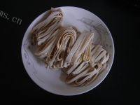 清爽的黄瓜拌豆皮做法图解1)