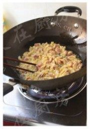 美味的山西过油肉做法图解9)