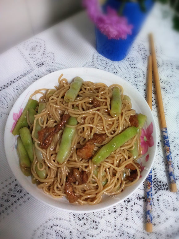 独特的豆角焖面