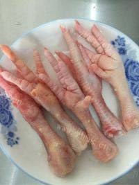 家常菜红烧鸡爪做法图解1)