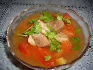 美味的牛肉柿子汤
