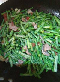 家常菜豆角炒肉做法图解5)