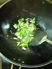 #爱美食#腊肉炒豆角做法图解7)