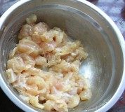 家常菜菠萝炒鸡丁做法图解4)