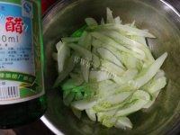 美美厨房之凉拌青瓜做法图解3)