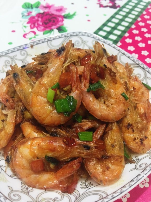 色香味俱全的椒盐虾
