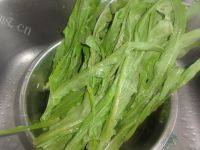 诱人的豆豉鲮鱼油麦菜做法图解1)