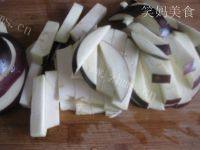 美味蒜香茄条做法图解2)