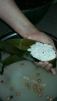 简单的肉粽子做法图解7)