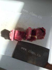 家常菜土豆炖牛肉做法图解1)
