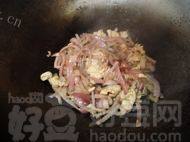 家常的洋葱炒鸡肉做法图解11)