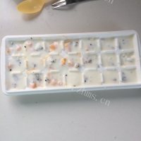 冰爽芒果酸奶冰格做法图解2)