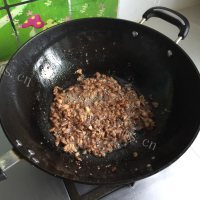 色泽鲜亮的肉末茄子做法图解6)