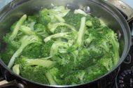 美味牛肉炒西兰花做法图解2)