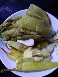 家常菜香辣酸菜肉片做法图解2)